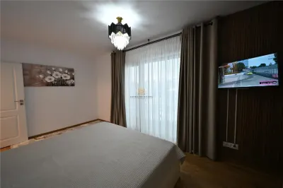 Apartament 3 camere de închiriat în Suceava  Ultracentral | Bloc Nou | Parcare Subterană | Încălzire în Pardoseală | Aer Condiționat - foto 12