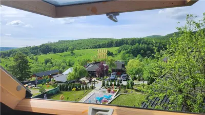Casa Traditionala din lemn, in Bucovina! Zona Turistica - Cacica! - foto 8