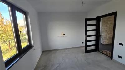 Casă Nouă de Vânzare în Mitocu Dragomirnei, Suceava | 6 Ari Teren | Pret 140500 euro | Comision 0 - foto 5