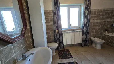Casa si Spatiu Afacere in Rusii Manastioara - Suceava! - foto 6