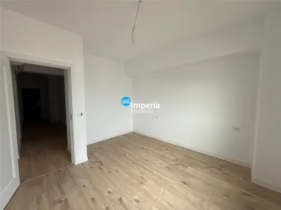 Apartament 3 camere cu gradina proprie,boxa si parcare – Complex Soleia, Valea Lupului - foto 13