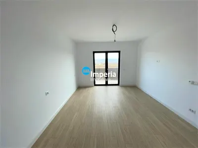 Vila P+E, 4 cam, 480 teren , asfalt, Horpaz com Miroslava - foto 8
