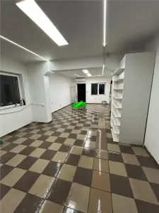 Spatiu comercial de inchiriat Vestem - Vestem