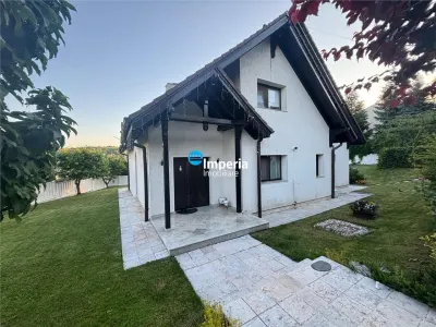 Vilă cu 227 mp utili și teren 830 mp | zonă exclusivistă Bucium - foto 4