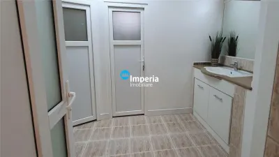 Spatiu birou, decomandat, de inchiriat in zona Tudor Vladimirescu - Primaverii - foto 7