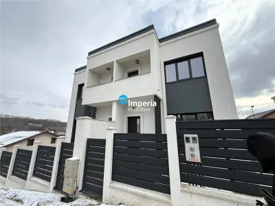 Casa tip duplex de vanzare,125 mp utili, curte 250 mp,Rediu - Rediu