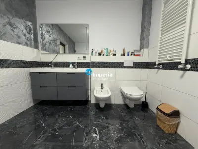 Vila / Spatiu 5 cam. Garaj, Beci, regie proprie,  200 mp, Tudor Neculai Valea Adanca - foto 13