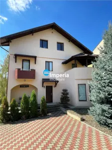Vila cu Garaj,D+ P+E+M, regie proprie, 360 mp,teren 1050 mp, Rediu - Rediu