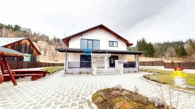 Pensiune de vanzare in zona Sucevita, langa Manastire - Sucevita