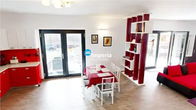 Pensiune de vanzare in zona Sucevita, langa Manastire - foto 6