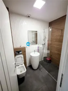 Birou poztionat ideal ultracentral - Podu Ros vis-a-vis de PALAS - foto 7