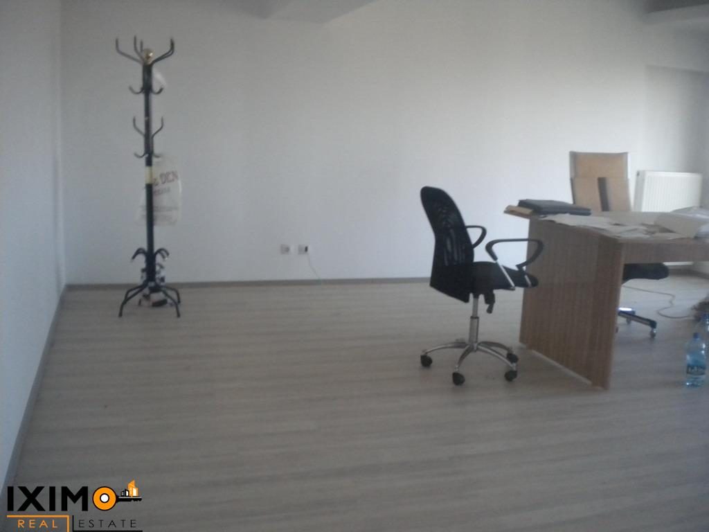 Birou&Parking Parter Zona SuD - Bacau