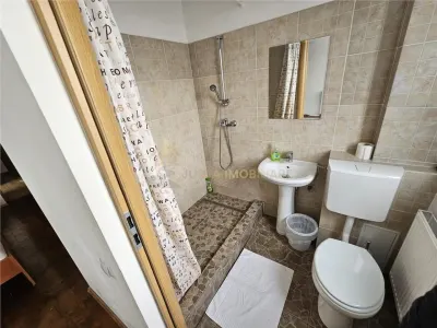 PENSIUNE 16 CAMERE  478 MP UTILI  | CURTE 320 MP | - foto 24