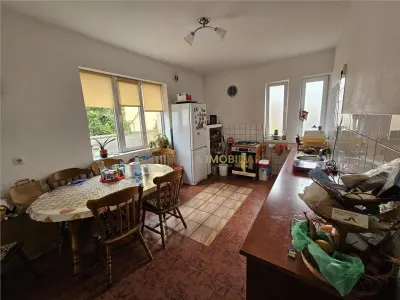 PENSIUNE 16 CAMERE  478 MP UTILI  | CURTE 320 MP | - foto 9