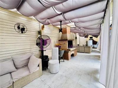 Vila individuala premium cu trei apartamente | Strand | teren 465 mp | - foto 7