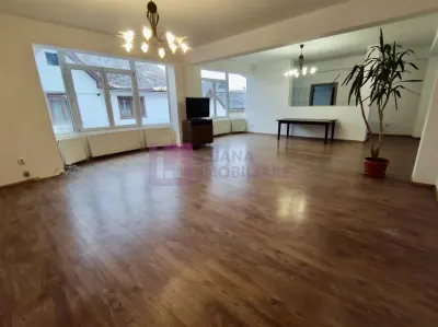 Casa de inchriat in Sibiu | Turnisor | Spatii de birouri | Afterschool | Muncitori - foto 2