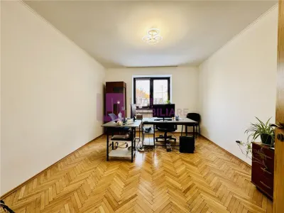 Casa individuala | suprafata utila 360 mp | teren 430 mp | Calea Poplacii - foto 13