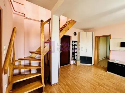 Mansarda 3 camere, 2 bai de vanzare | Vasile Aaron | mobilat si utilat - foto 10