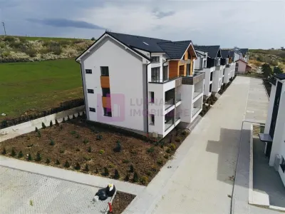 Teren intravilan | autorizatie vila cu apartamente | utilitati | drumuri - foto 11