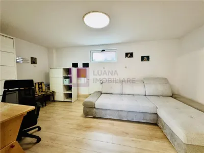 Casa de vanzare Piata Cluj | teren 336 mp | doua apartamente si anexe - foto 15