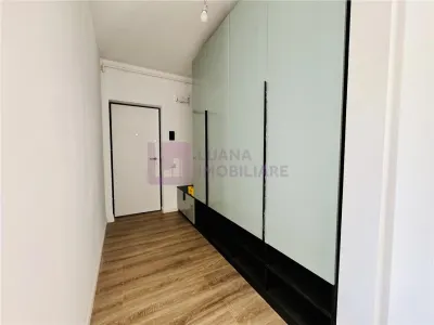 Penthouse de vanzare | 4 camere | Turnisor | lift |  2 parcari | boxa - foto 6