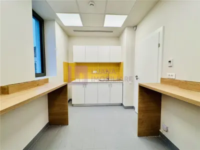 Spatiu de birouri | central | 330 mp si terase panoramice | Office building - foto 6