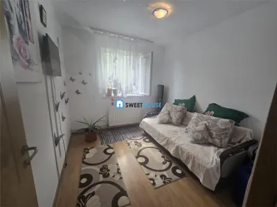 Apartament 2 camere, cartierul Florilor, etaj 2 - foto 5
