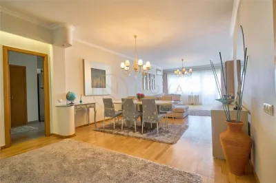 Inchiriere apartament 3 camere Parcul Herastrau150mp - foto 23