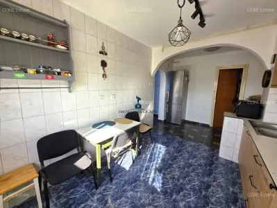 Apartament 4 camere Semidecomandat Huedin - foto 8