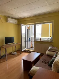 Apartament 4 camere Semidecomandat Metrou Brancoveanu - foto 7