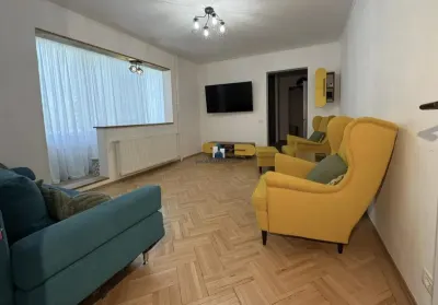 Vanzare Apartament 3 Camere Semidecomandat Berceni-Al.Terasei - foto 2