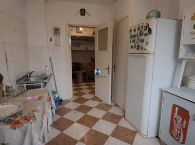 Vanzare Apartament 3 Camere Decomandat Bd.Alexandru Obregia - foto 8