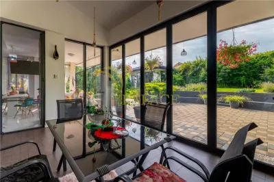 Vila in Bucium, un refugiu exclusivist , concept de autonomie si confort - foto 8