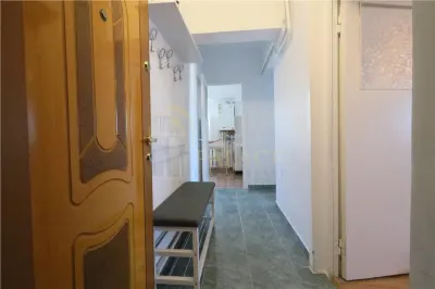 Apartament de 3 camere Decomandat, Hala centrala - foto 10