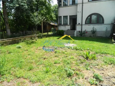 Apartament in Vila, de Inchiriat - foto 11
