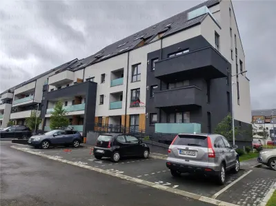 MAURER VILLAS - APARTAMENT 3 CAMERE CU PARCARE SI BOXA CARTIER TRACTORUL - Brasov