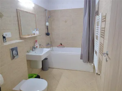 APARTAMENT 2 CAMERE IN URBAN CU PARCARE SI BOXA VIZAVI DE CORESI MALL - TRACTORUL - foto 13
