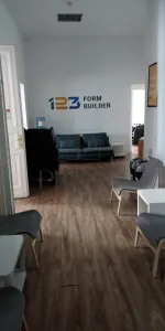 Spatiu pentru birouri -  ultracentral - zona excelenta - 220 mp - centrala proprie - foto 5