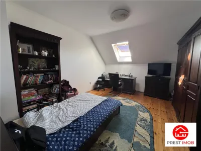 Casa de inchiriat in zona Moca de 380 mp utili, cu piscina si curte de 733 mp - foto 9