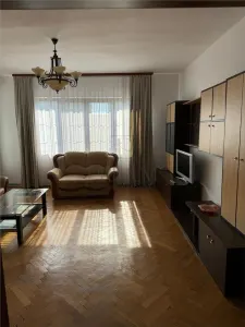Apartament 3 camere, 90 mp, decomandat – zona Medicina - Timisoara