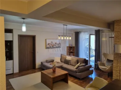 GIROC - 2 CAMERE - ETAJ INTERMEDIAR - PARCARE INCLUSA - ZONA EXCELENTA - Giroc