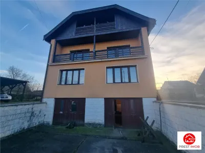 Casa de vanzare 4 camere  (+4 semifinisate ),12 arii teren, Unirii, Mures - Targu Mures
