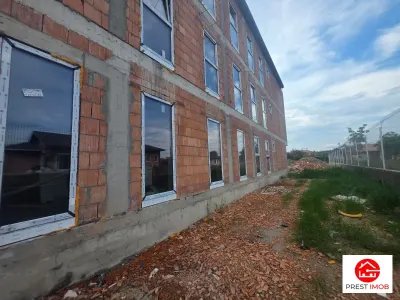 De vanzare ap 3 camere, semifinisat premium , Targu Mures - foto 9