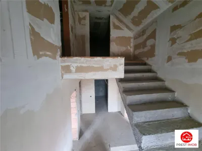 de vanzare casa la standarde ridicate 4 camere, 3 bai, garaj incorporat , 5 arii teren in Sancraiul de Mures - foto 9