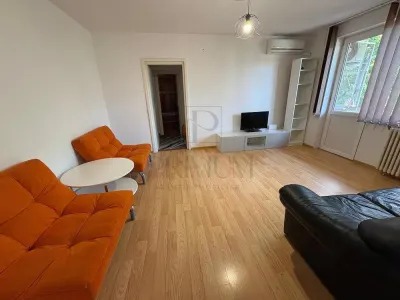 Apartament 3 camere 65 mp 300 m de Facultatea de Medicina Renovat - Timisoara