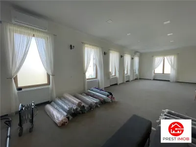 De vanzare spatiu comercial - foto 4