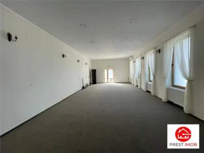 De vanzare spatiu comercial - foto 7