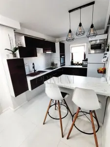 FREIDORF - ETAJ 2 - BLOC IZOLAT - 3 CAMERE - DECOMANDAT - CENTRALA PROPRIE - CLIMA - Timisoara