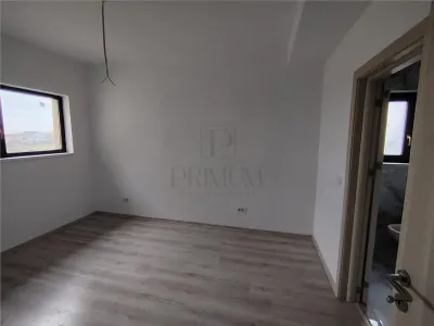 Duplex superb - zona foarte buna - disponibil imediat - finisaje top - perete comun izolat extra - foto 13