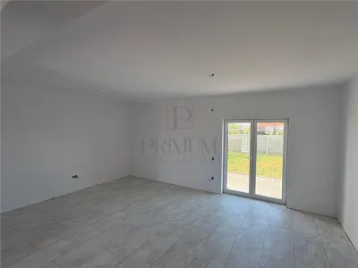 Comision 0 - Duplex modern - finalizat - toate utilitatile - asfalt - foto 5